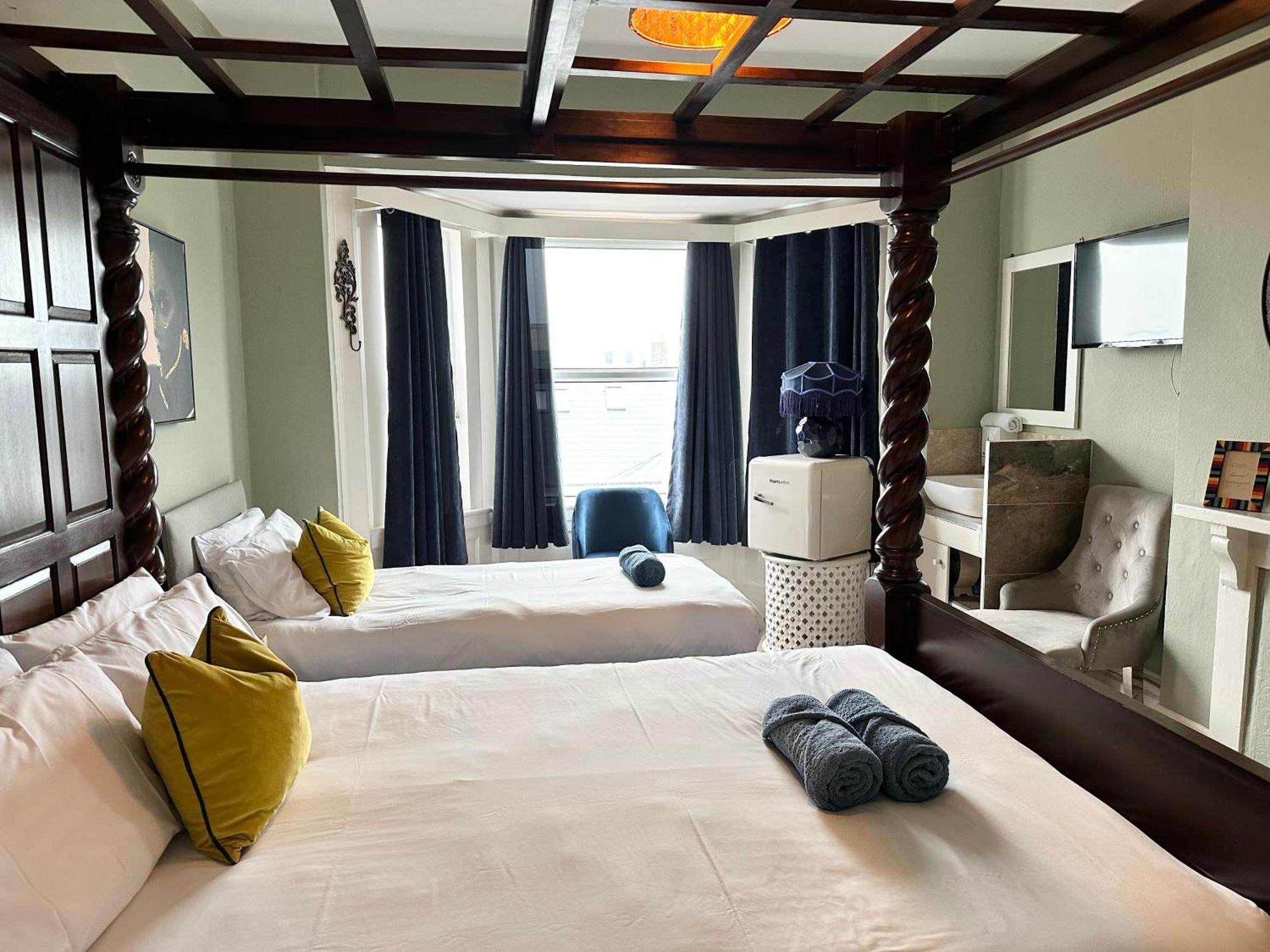 La Di Da Hotel Beach Town Bournemouth Bagian luar foto