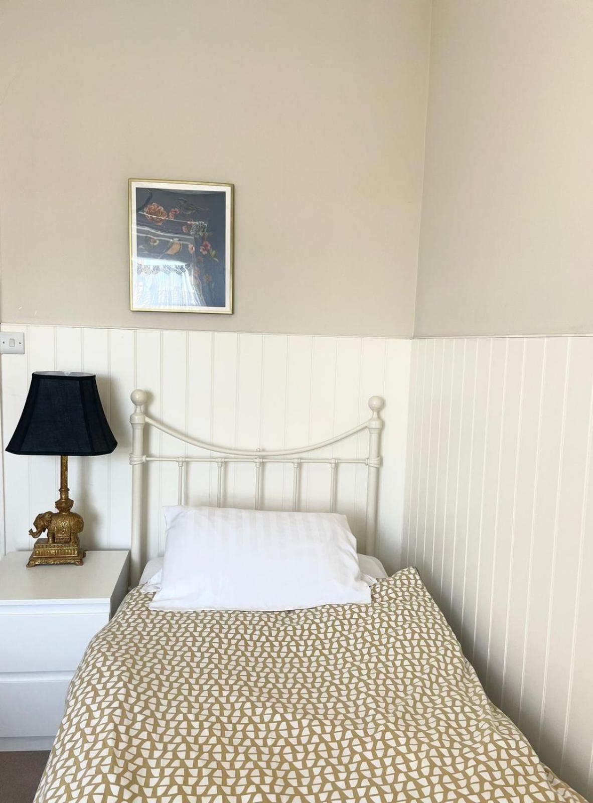 La Di Da Hotel Beach Town Bournemouth Bagian luar foto